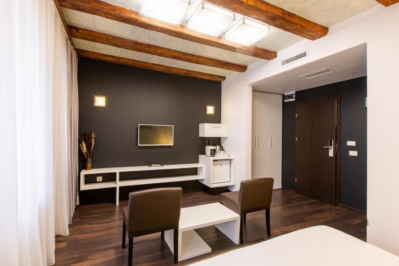 Vendi Grand Square Residence Sibiu Exterior foto